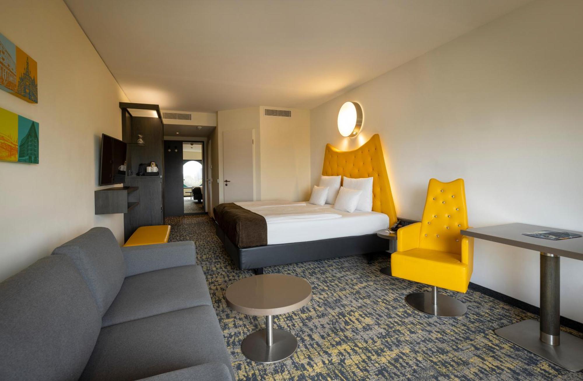 Junior Suite,1540074853:JPEG